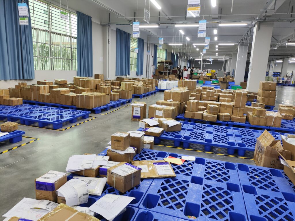 Worldwide Packaging Delivery